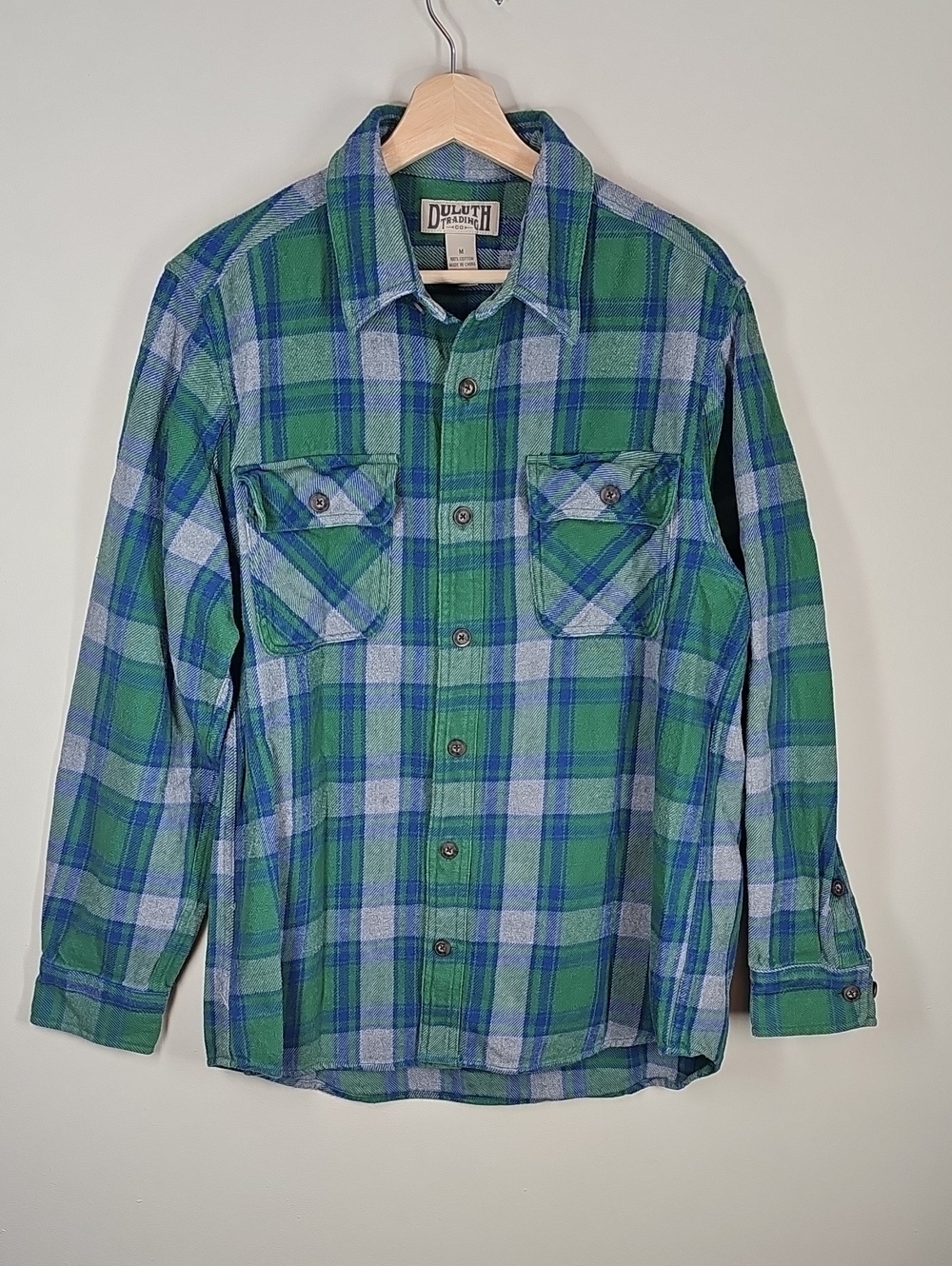Duluth Trading Co Flannel Shirt Sz M Green Blue Plaid Buffalo Check Outdoors